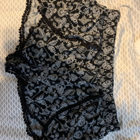 Black Lounge Shorts - Picture 1 of 3